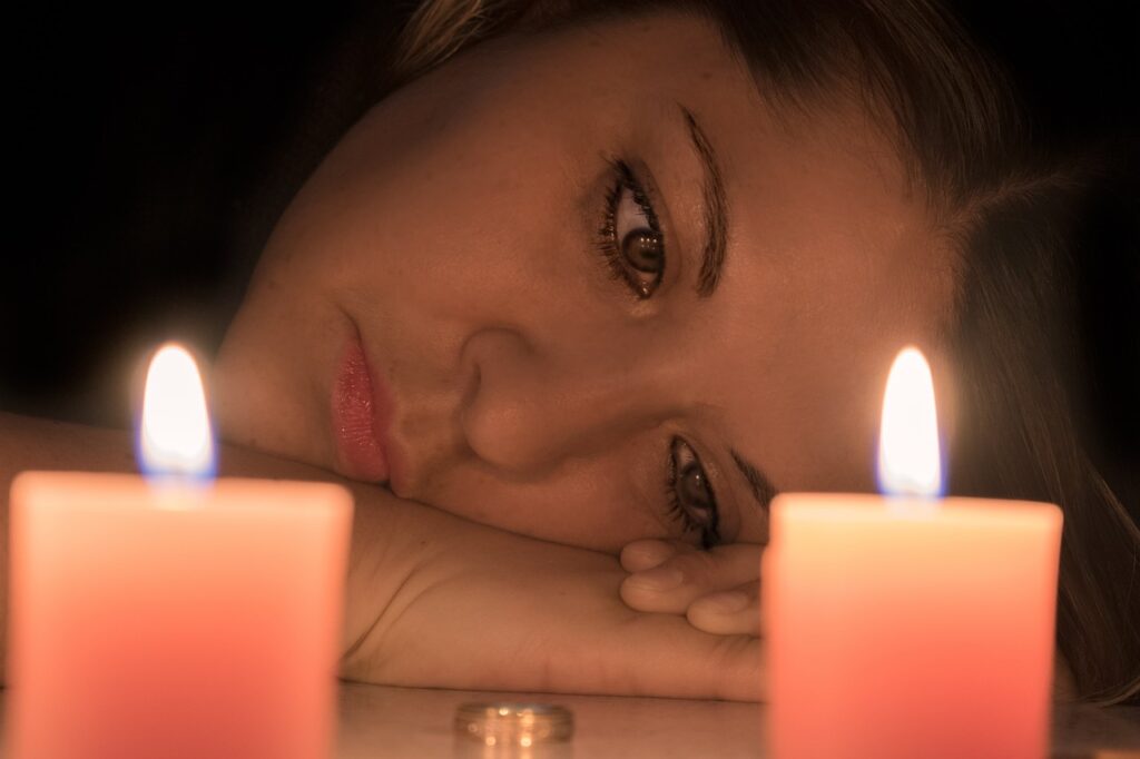 woman face divorce sadness candles 2254765